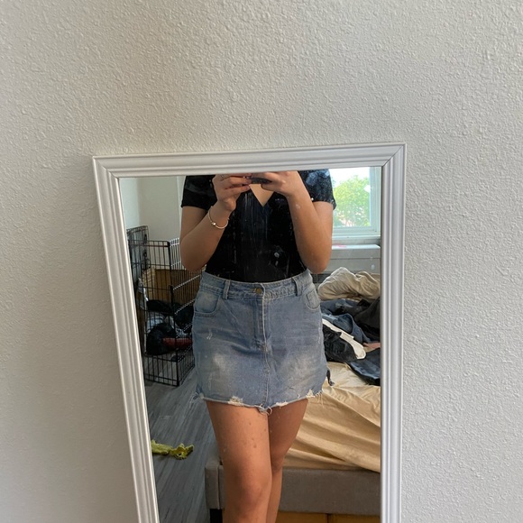 Skirts - Picture 8 of 16